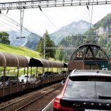 Le chargement autos du Lötschberg